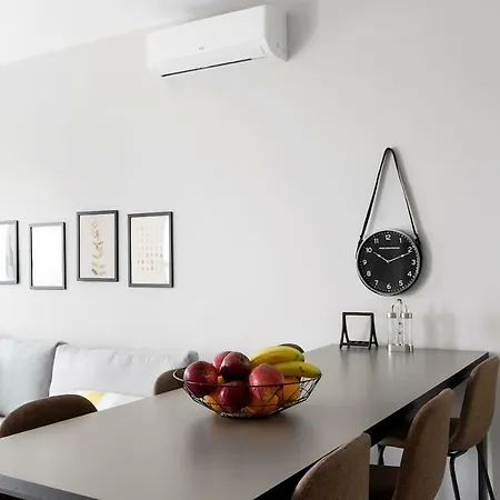 Alexandra * Néa Iráklia