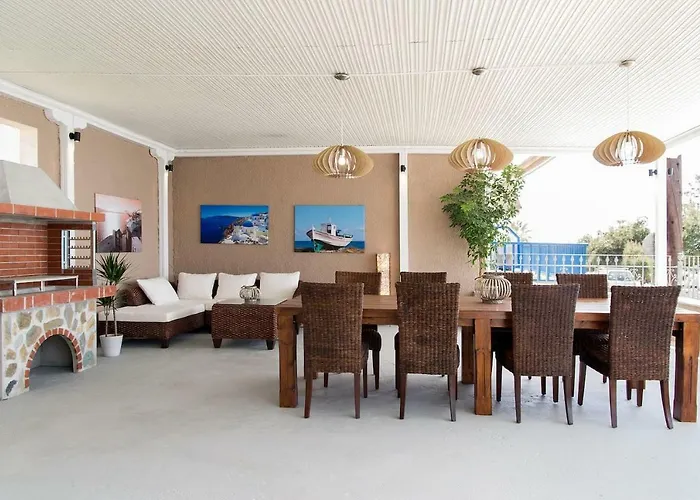 Alexandra Villa Nea Irakleia