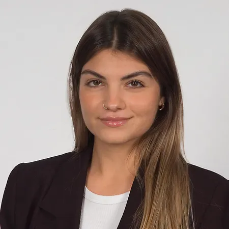 Alexandra *